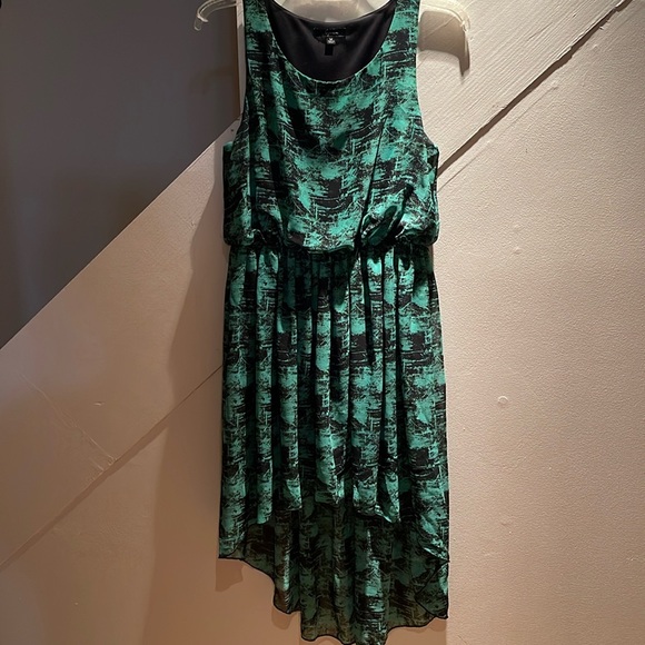 Soprano Dresses & Skirts - High-Low Midi Dress